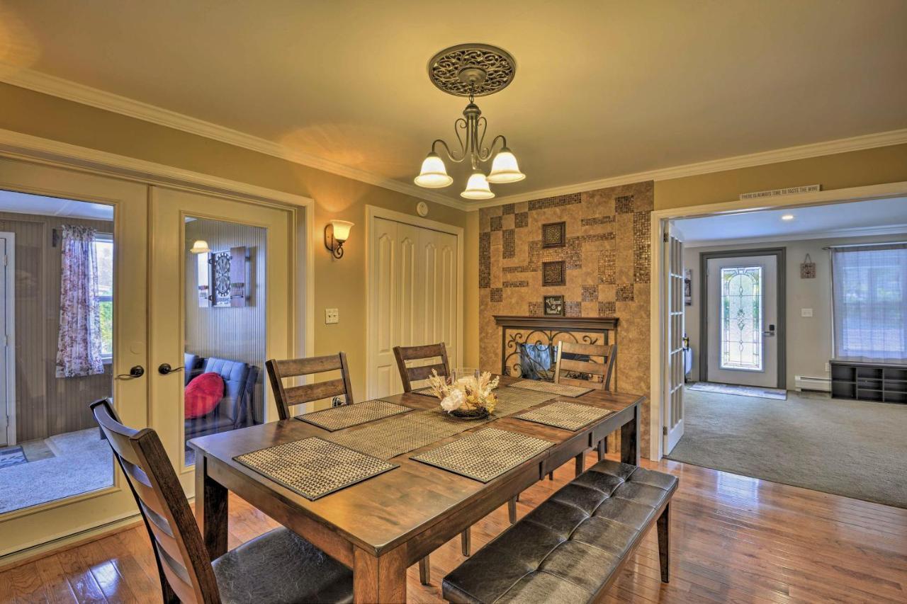 Spacious Home By Finger Lakes And Watkins Glen! Burdett Eksteriør bilde